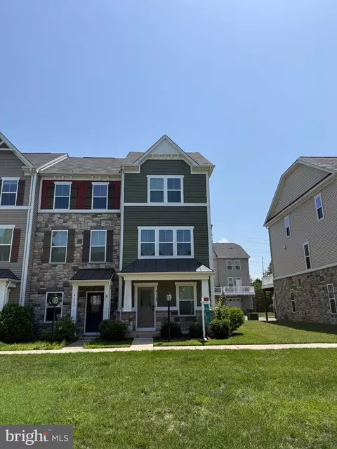 41768 Mcmonagle Sq, Aldie, VA 20105
