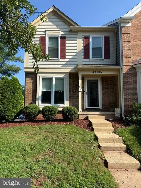 43885 Laburnum Sq, Ashburn, VA 20147