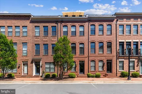 254 Bluemont Branch Ter SE, Leesburg, VA 20175