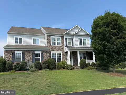 41926 Beningbrough Pl, Leesburg, VA 20176