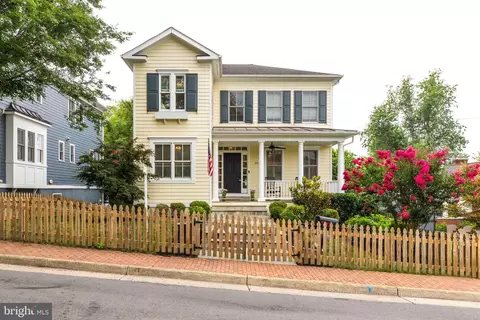207 N Street St NE, Leesburg, VA 20176