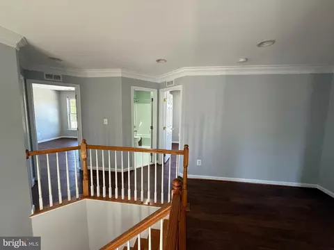Entry Way - 42770 Conquest Cir, Brambleton, VA 20148 photo 3 of 4