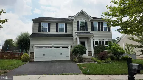 91 Eisentown Dr, Lovettsville, VA 20180