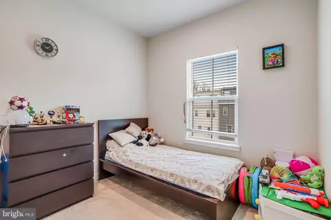 Bedroom - 46324 Mount Kellogg Ter, Sterling, VA 20164 photo 6 of 9