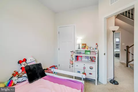 Bedroom - 46324 Mount Kellogg Ter, Sterling, VA 20164 photo 5 of 9