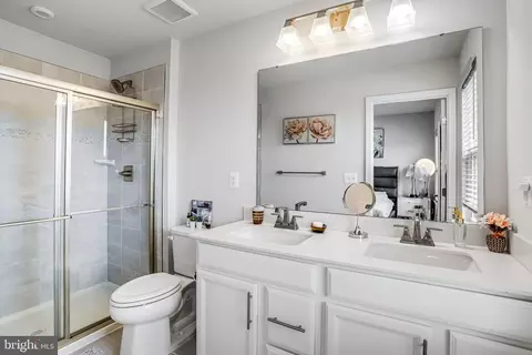 Bath - 46324 Mount Kellogg Ter, Sterling, VA 20164 photo 1 of 4