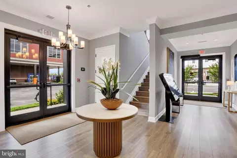 Entry Way - 42657 Darala Dr, Ashburn, VA 20147 photo 9 of 10