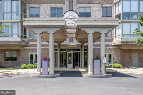 19355 Cypress Ridge Ter #708, Leesburg, VA 20176
