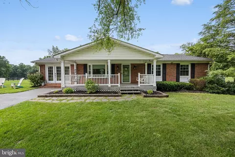43581 Lost Corner Rd, Leesburg, VA 20176