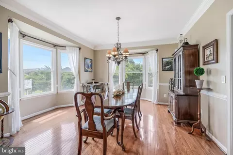 Dining - 43799 Abbott Pl, Ashburn, VA 20147 photo 3 of 7