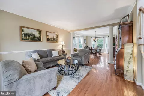 Entry Way - 43799 Abbott Pl, Ashburn, VA 20147 photo 3 of 13
