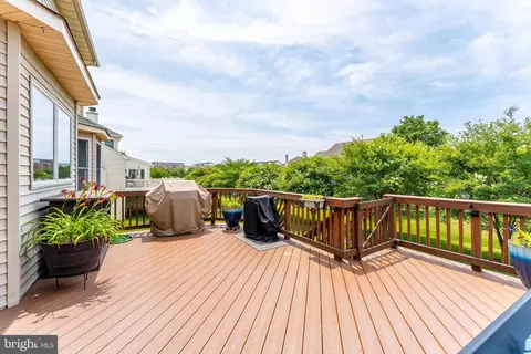Exterior - 43799 Abbott Pl, Ashburn, VA 20147 photo 11 of 24