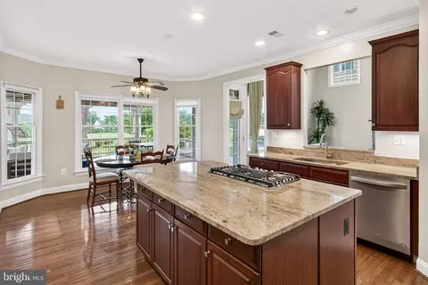 Kitchen - 19861 Bethpage Ct, Ashburn, VA 20147 photo 2 of 2