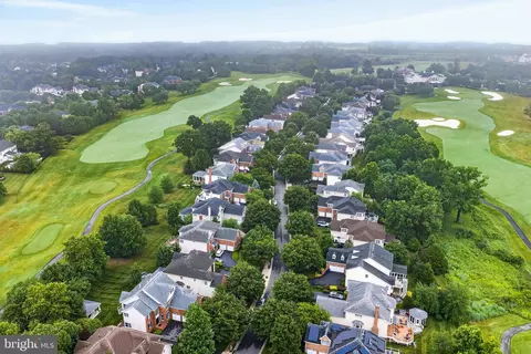 View/Area - 19861 Bethpage Ct, Ashburn, VA 20147 photo 2 of 4