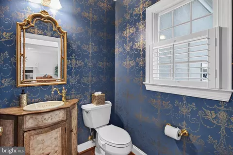 Bath - 19861 Bethpage Ct, Ashburn, VA 20147 photo 1 of 3
