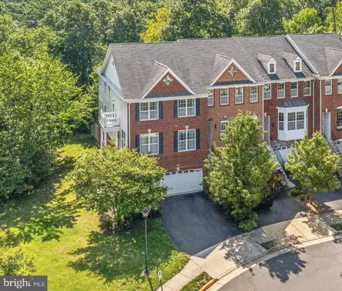 43283 Mitcham Sq, Ashburn, VA 20148