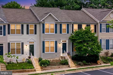 453 Pearlbush Sq NE, Leesburg, VA 20176