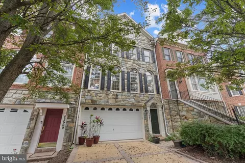 43602 Beaver Creek Ter, Leesburg, VA 20176