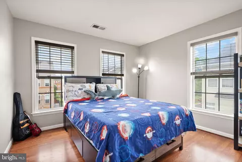 Bedroom - 22016 Dilworth Sq, Broadlands, VA 20148 photo 4 of 5