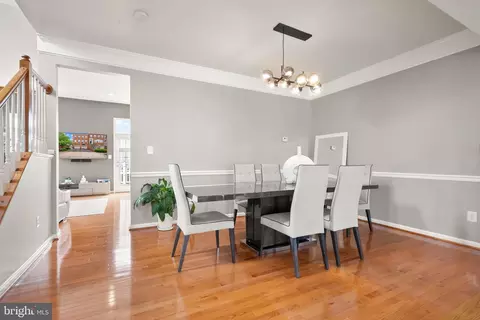 Dining - 22016 Dilworth Sq, Broadlands, VA 20148 photo 1 of 3