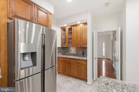 Other - 46405 Esterbrook Cir, Sterling, VA 20165 photo 4 of 17