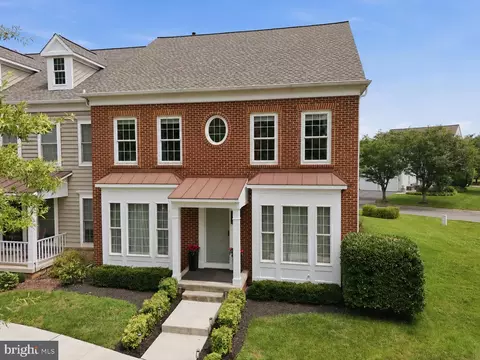 20789 Red Cedar Dr, Leesburg, VA 20175