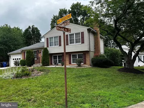402 Dodd Ct NW, Leesburg, VA 20176