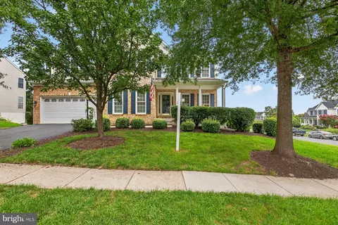 20816 Cross Timber Dr, Ashburn, VA 20147