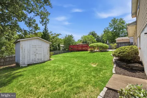 Exterior - 1206 E Iberia Rd, Sterling, VA 20164 photo 6 of 9