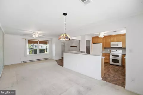 Living - 1206 E Iberia Rd, Sterling, VA 20164 photo 1 of 8