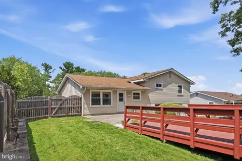 Exterior - 1206 E Iberia Rd, Sterling, VA 20164 photo 9 of 9
