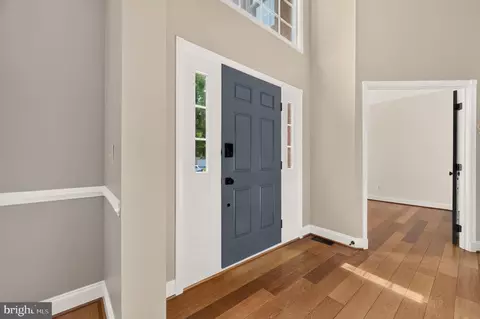 Entry Way - 43640 Cather Ct, Ashburn, VA 20147 photo 2 of 13