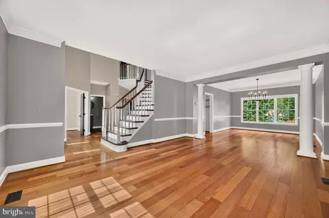 Entry Way - 43640 Cather Ct, Ashburn, VA 20147 photo 5 of 13