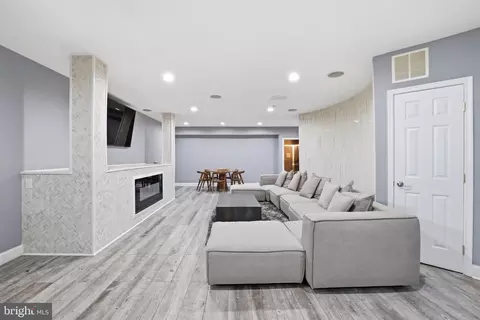 Living - 20623 Holyoke Dr, Ashburn, VA 20147 photo 3 of 3