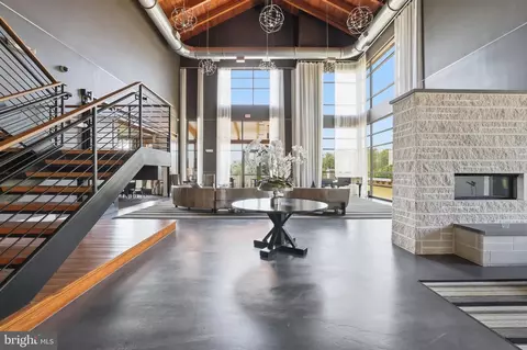 Entry Way - 20623 Holyoke Dr, Ashburn, VA 20147 photo 10 of 10