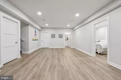 Entry Way - 20108 Blackwolf Run Pl, Ashburn, VA 20147 photo 11 of 13