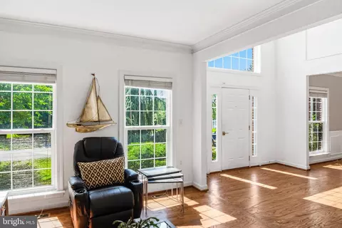 Entry Way - 43276 John Danforth Ct, Ashburn, VA 20147 photo 3 of 10