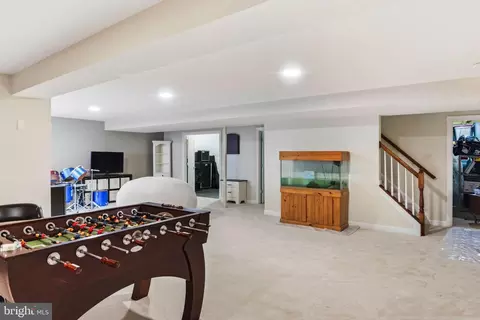 Entry Way - 43276 John Danforth Ct, Ashburn, VA 20147 photo 10 of 10