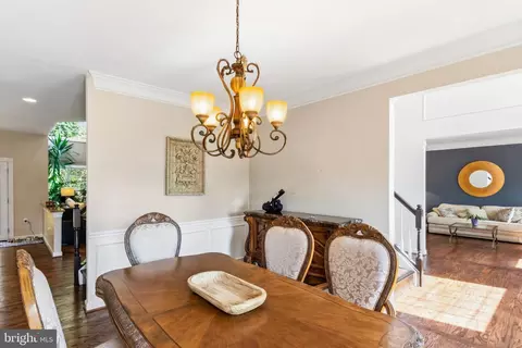Dining - 43276 John Danforth Ct, Ashburn, VA 20147 photo 2 of 3