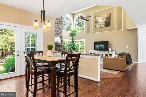 Dining - 43276 John Danforth Ct, Ashburn, VA 20147 photo 3 of 3