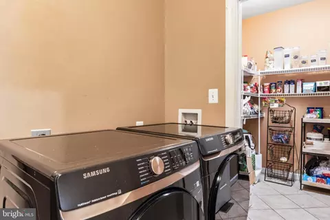 Other - 43276 John Danforth Ct, Ashburn, VA 20147 photo 9 of 28