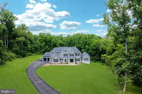 19016 Bridle Branch Ln, Purcellville, VA 20132