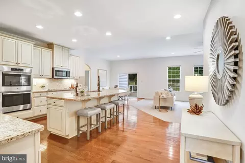 Kitchen - 26798 Barnsley Pl, Chantilly, VA 20152 photo 1 of 8