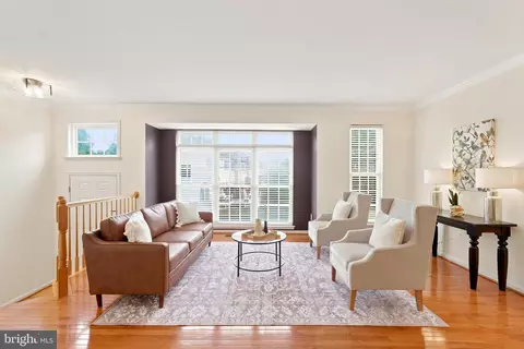 24643 Kings Canyon Sq, Aldie, VA 20105