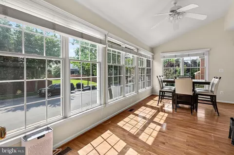 Exterior - 42655 Harris St, Chantilly, VA 20152 photo 5 of 16