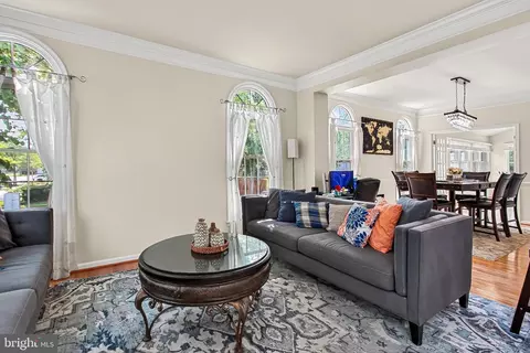 Living - 42655 Harris St, Chantilly, VA 20152 photo 1 of 4