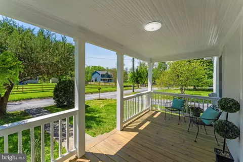 Exterior - 33960 Welbourne Rd, Upperville, VA 20184 photo 5 of 11