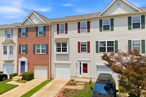 806 E Vanderbilt Ter SE, Leesburg, VA 20175
