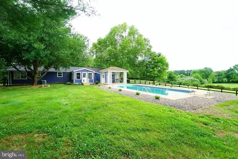 Exterior - 16119 Hampton Rd, Hamilton, VA 20158 photo 10 of 13