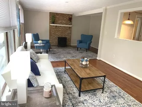 Living - 16119 Hampton Rd, Hamilton, VA 20158 photo 3 of 3